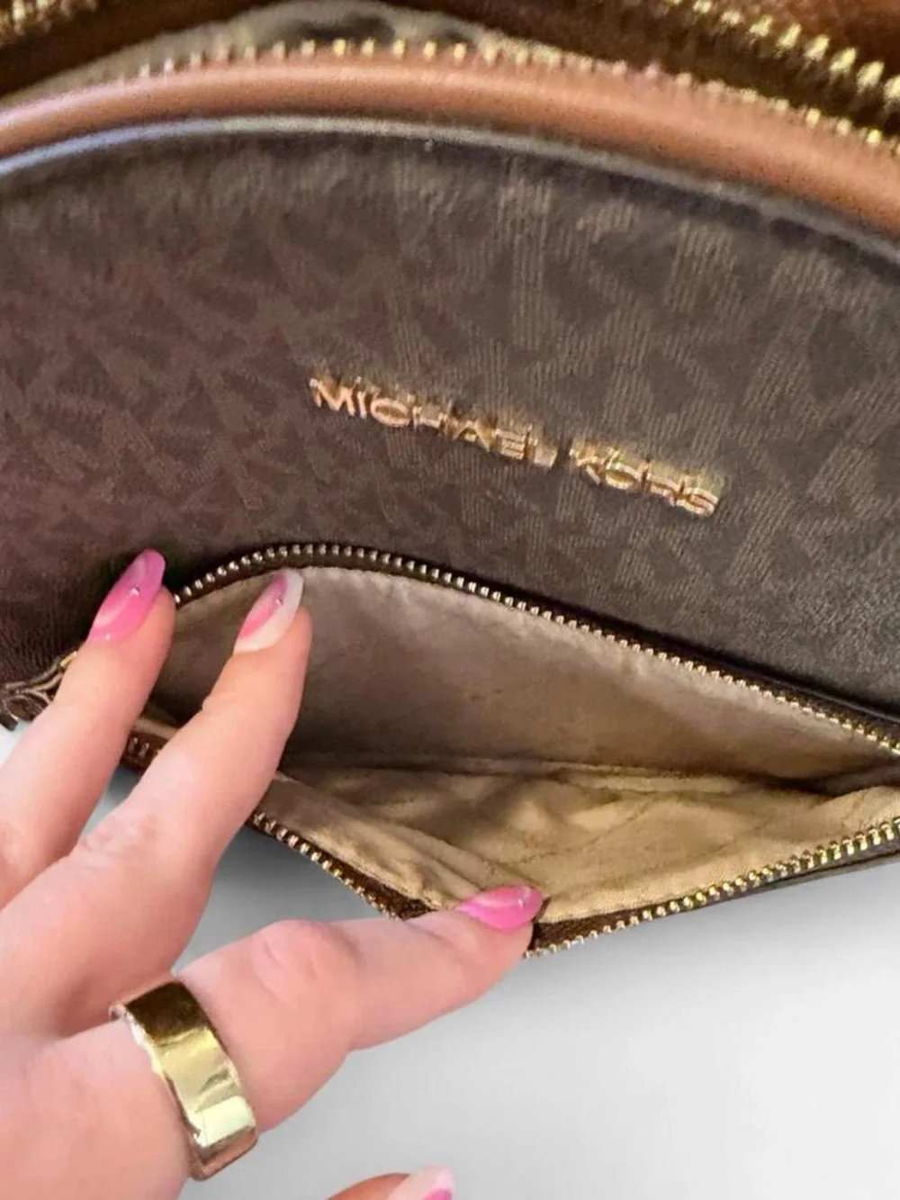 Authentic Michael Kors Abbey Medium Backpack